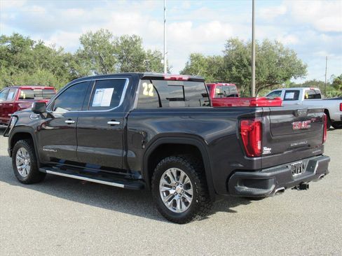 Used 2022 GMC Sierra 1500 Denali image 5