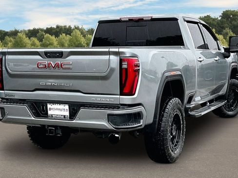 Used 2024 GMC Sierra 2500 Denali w/ Denali Reserve Package AWD/4WD image 12