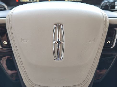 Used 2020 Lincoln Aviator Black Label w/ Dynamic Handling Package image 36