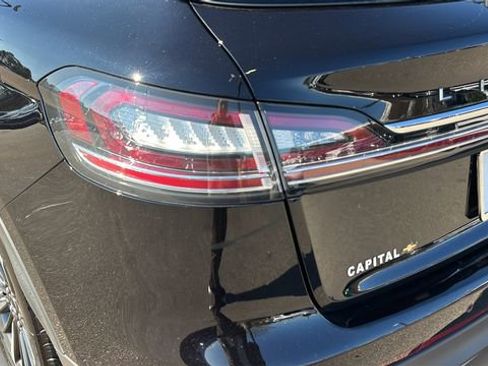 Used 2023 Lincoln Nautilus Standard w/ Premium Package image 35