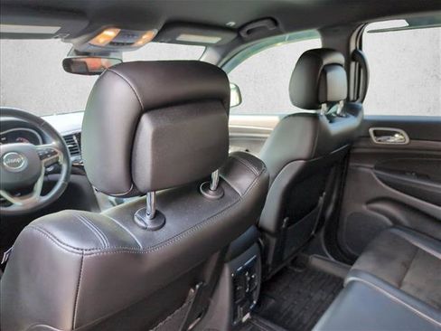 Used 2021 Jeep Grand Cherokee Laredo X AWD/4WD image 21