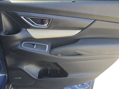 Used 2022 Subaru Ascent Limited w/ Technology Package image 25