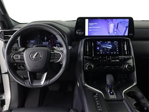 New 2026 Lexus LX 700h Luxury image 20