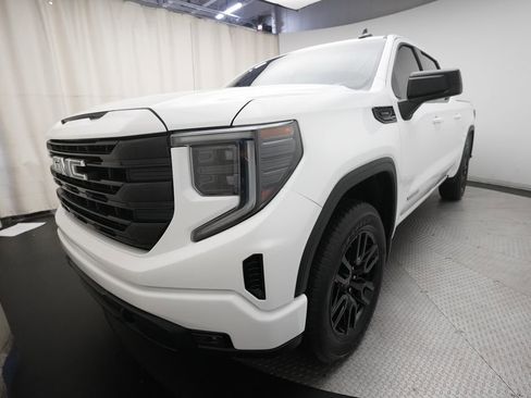 Used 2026 GMC Sierra 1500 Elevation AWD/4WD image 12