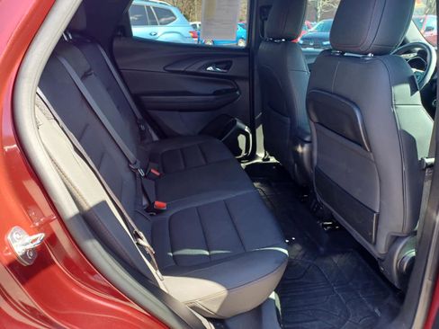 Used 2023 Chevrolet TrailBlazer RS w/ Convenience Package image 16