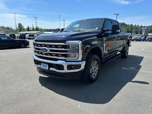 Used 2025 Ford F350 Lariat w/ Camper Package AWD/4WD image 6