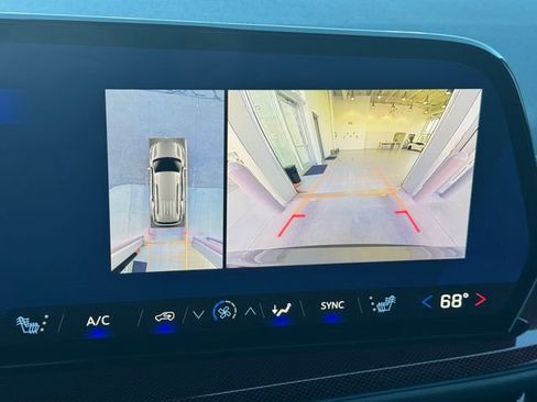 New 2026 Chevrolet Traverse Z71 w/ Driver Confidence Package AWD/4WD image 4
