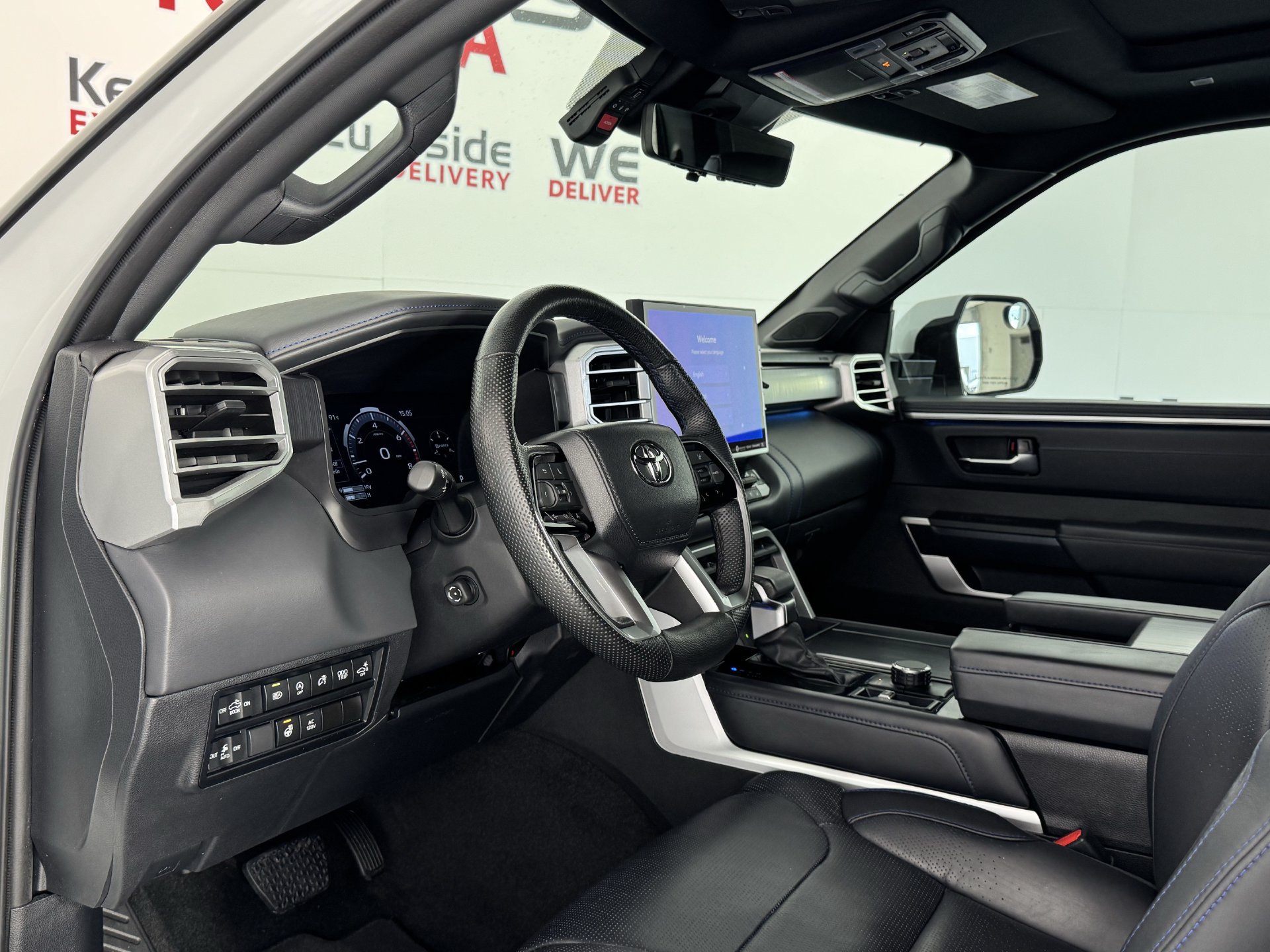 Used 2024 Toyota Tundra Platinum AWD/4WD image 13