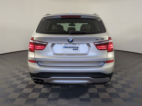 Used 2017 BMW X3 xDrive28i image 8