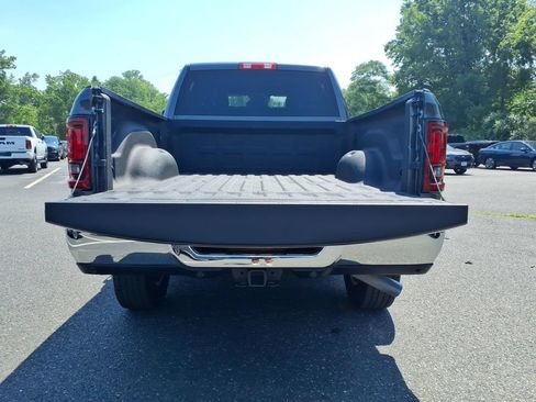 Used 2025 RAM 2500 Big Horn AWD/4WD image 16