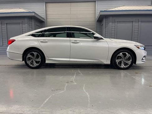 Used 2019 Honda Accord EX-L image 8