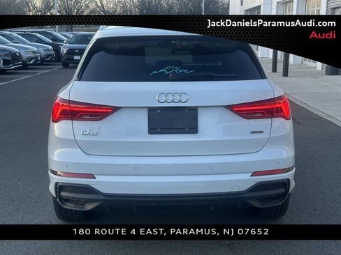 Used 2023 Audi Q3 2.0T Premium w/ Convenience Package image 5