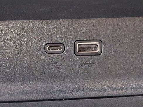 Used 2025 Chevrolet Equinox LT AWD/4WD image 25