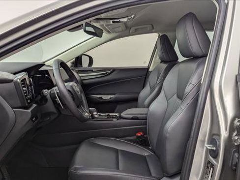 Used 2024 Lexus NX 250 FWD w/ Towing Package (2000 Lbs) image 14