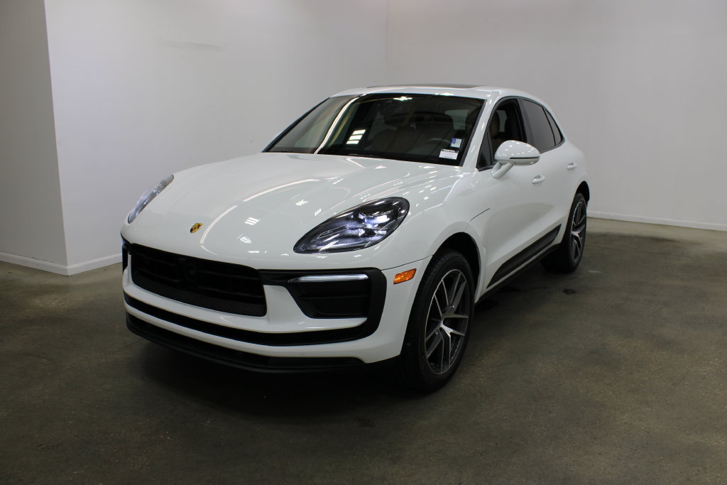 Used 2023 Porsche Macan AWD/4WD 360° Tour