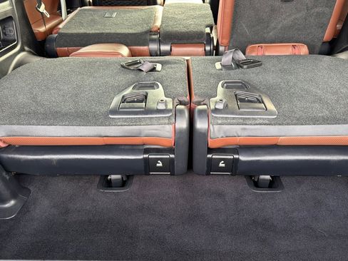 Certified 2018 Toyota Land Cruiser image 15