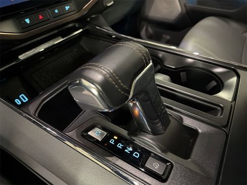 Used 2023 Ford F150 Lightning Lariat w/ Equipment Group 511A High image 23