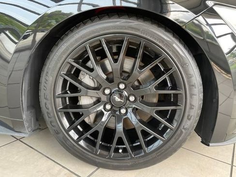 Used 2015 Ford Mustang GT Premium w/ Equipment Group 401A RWD image 9
