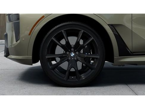 New 2026 BMW X7 xDrive40i w/ M Sport Package image 7