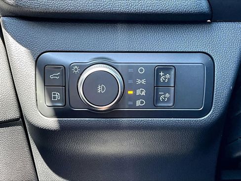 Used 2021 Ford Escape Titanium w/ Titanium Premium Package image 34