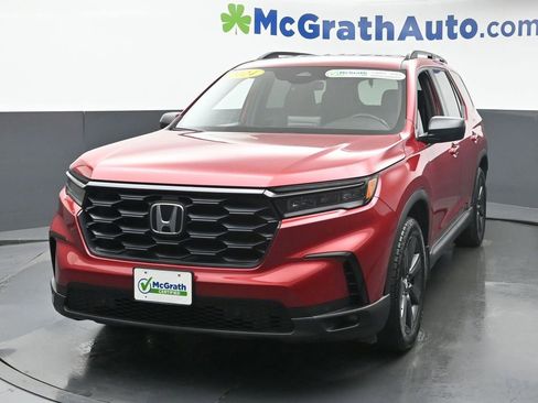 Used 2024 Honda Pilot Sport image 5