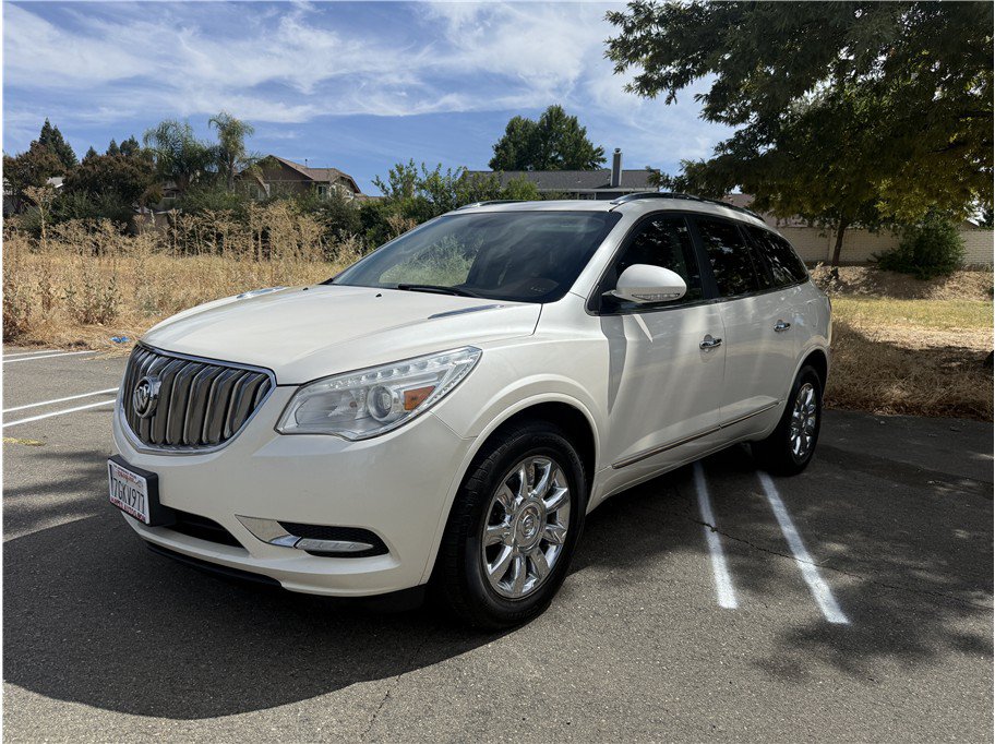 Used 2014 Buick Enclave Leather w/ Trailering Provision Package FWD image 1