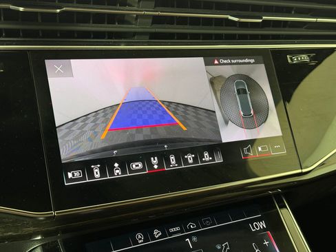 Certified 2023 Audi Q7 3.0T Premium w/ Convenience Package image 29