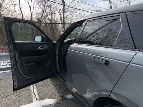 New 2026 Land Rover Range Rover Velar Dynamic SE image 10