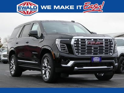 New 2026 GMC Yukon Denali w/ Sun & Power Step Package