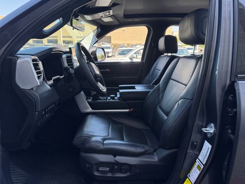 Used 2023 Toyota Tundra Platinum AWD/4WD image 14