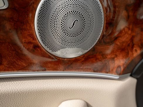 Used 2018 Mercedes-Benz E 300 E 300 4MATIC Sedan 4D image 17