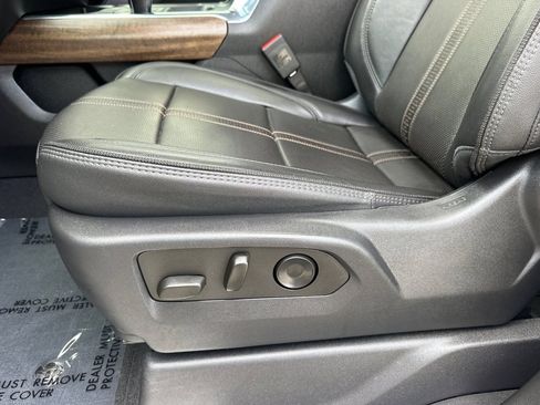 Certified 2023 Chevrolet Silverado 1500 High Country w/ High Country Premium Package AWD/4WD image 13