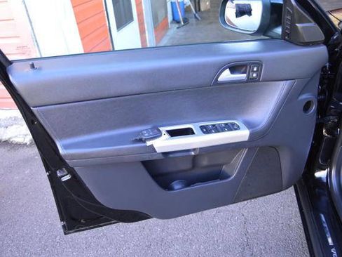 Used 2011 Volvo S40 T5 w/ Preferred Pkg image 31