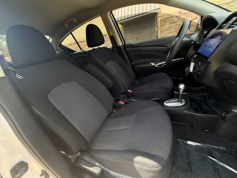 Used 2018 Nissan Versa SV FWD image 31
