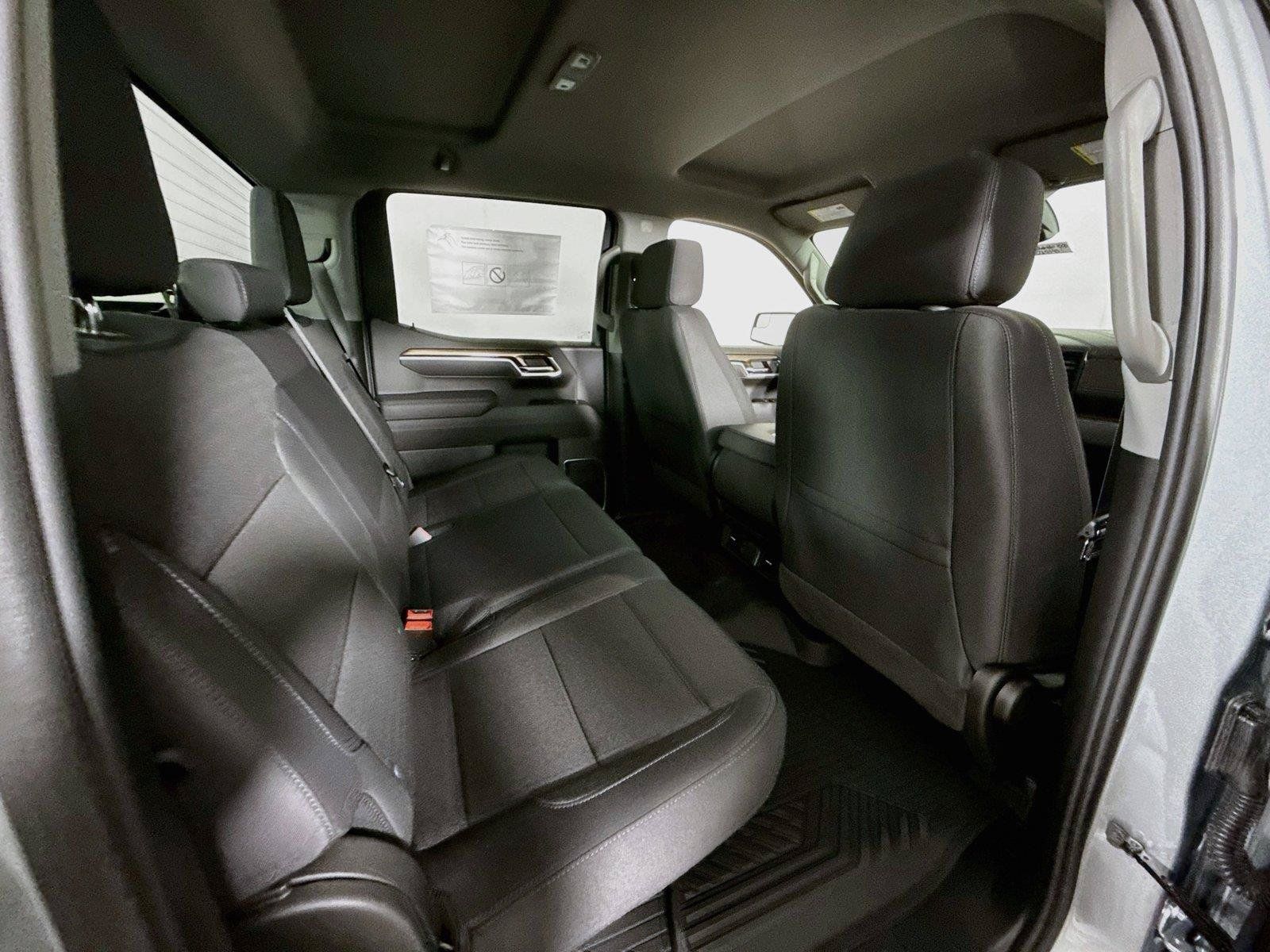 New 2026 Chevrolet Silverado 1500 RST AWD/4WD image 19