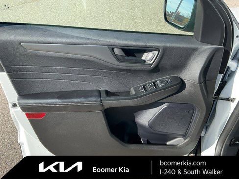 Used 2024 Ford Escape Active image 16