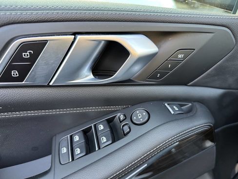 Used 2020 BMW X5 xDrive40i w/ Premium Package image 28