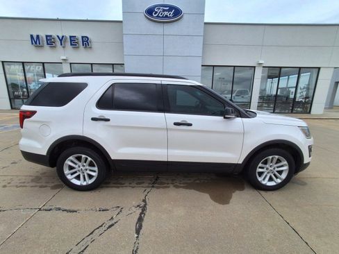 Used 2016 Ford Explorer Sport w/ Equipment Group 401A image 1