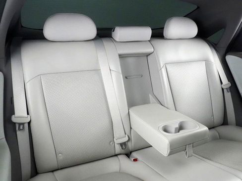 Used 2023 Hyundai Ioniq 6 SEL image 15