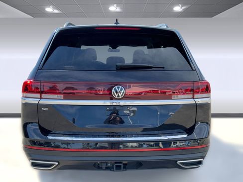 Used 2024 Volkswagen Atlas SE image 10