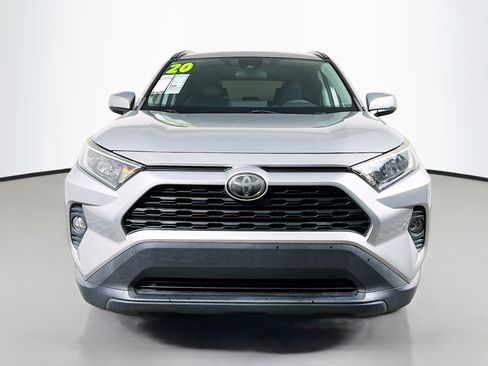 Used 2020 Toyota RAV4 XLE AWD/4WD image 11