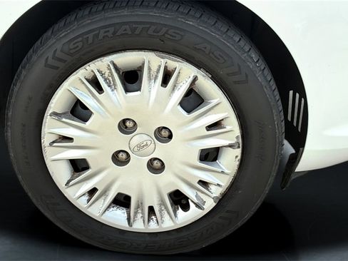 Used 2016 Ford Fiesta S image 29