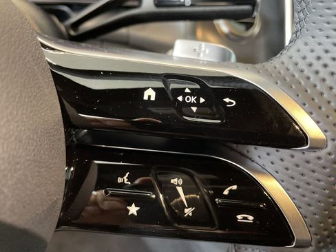 New 2025 Mercedes-Benz GLC 350e 4MATIC image 25