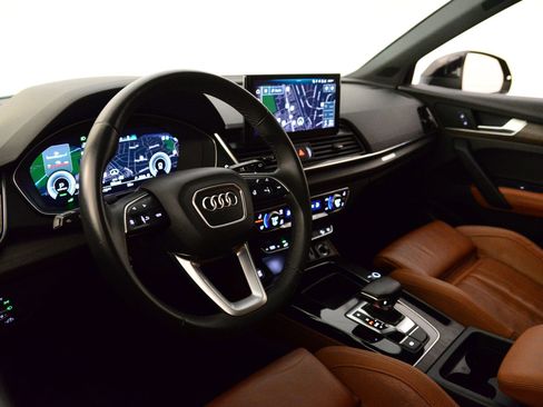 Certified 2023 Audi Q5 e Premium Plus w/ Premium Plus Package image 32