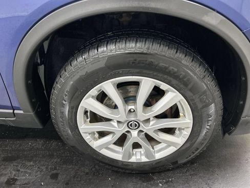 Used 2019 Nissan Rogue SV AWD/4WD image 8