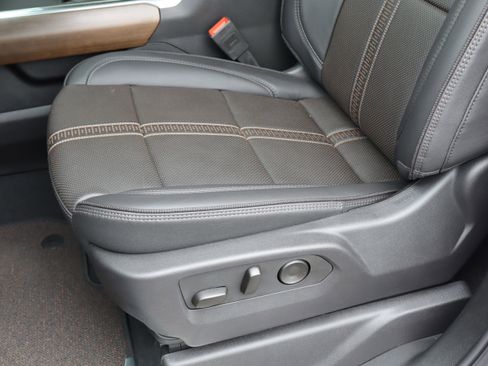 New 2025 Chevrolet Silverado 2500 High Country w/ Technology Package image 15