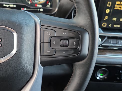 Used 2023 GMC Sierra 1500 Elevation image 16