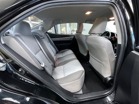 Used 2019 Toyota Corolla LE FWD image 25