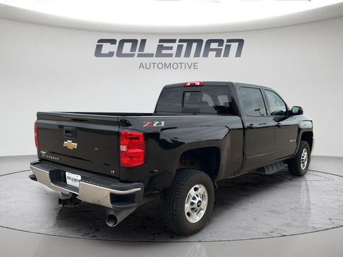 Used 2019 Chevrolet Silverado 2500 LT w/ LT Convenience Package AWD/4WD image 5