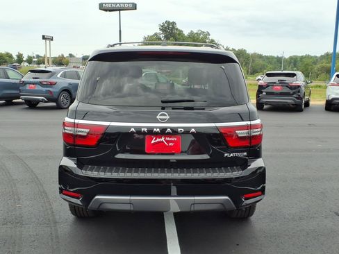 Used 2024 Nissan Armada Platinum w/ Captain's Chairs Package AWD/4WD image 4